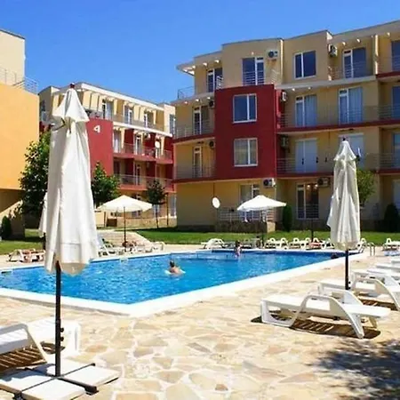 Sunny Day 5 - Menada Apartment *